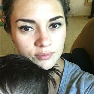 Meet your Posher, Elizabeth